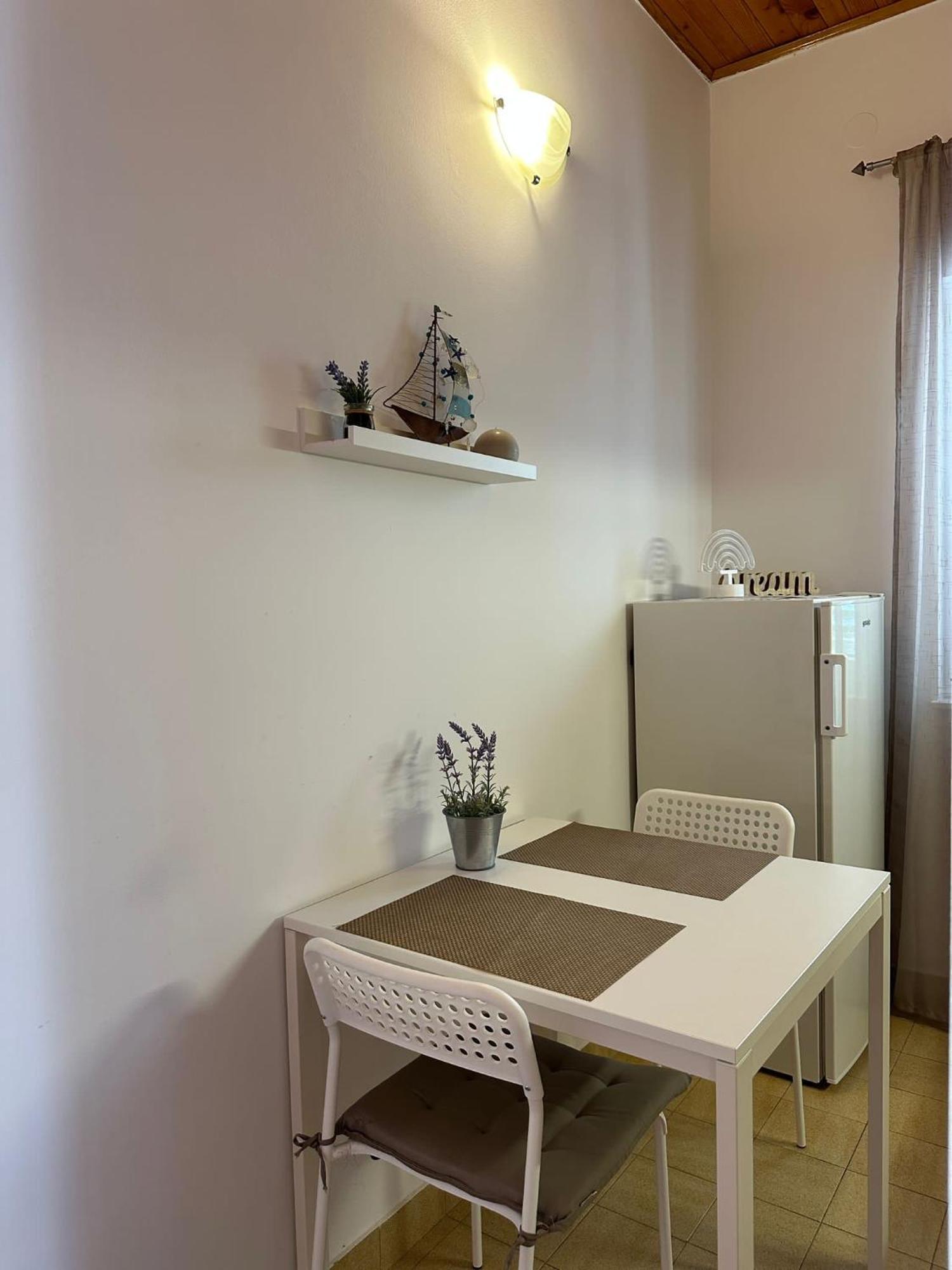 Apartment Sara Novalja Buitenkant foto